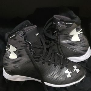 UNDER ARMOUR Boys cleats